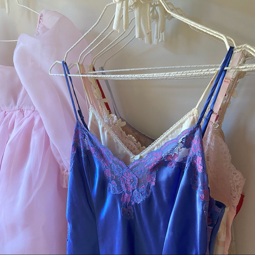 VINTAGE BLUE/PURPLE MINI SLIP 🍸